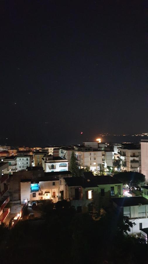 Casa Angelina Bed & Breakfast Ercolano Bagian luar foto