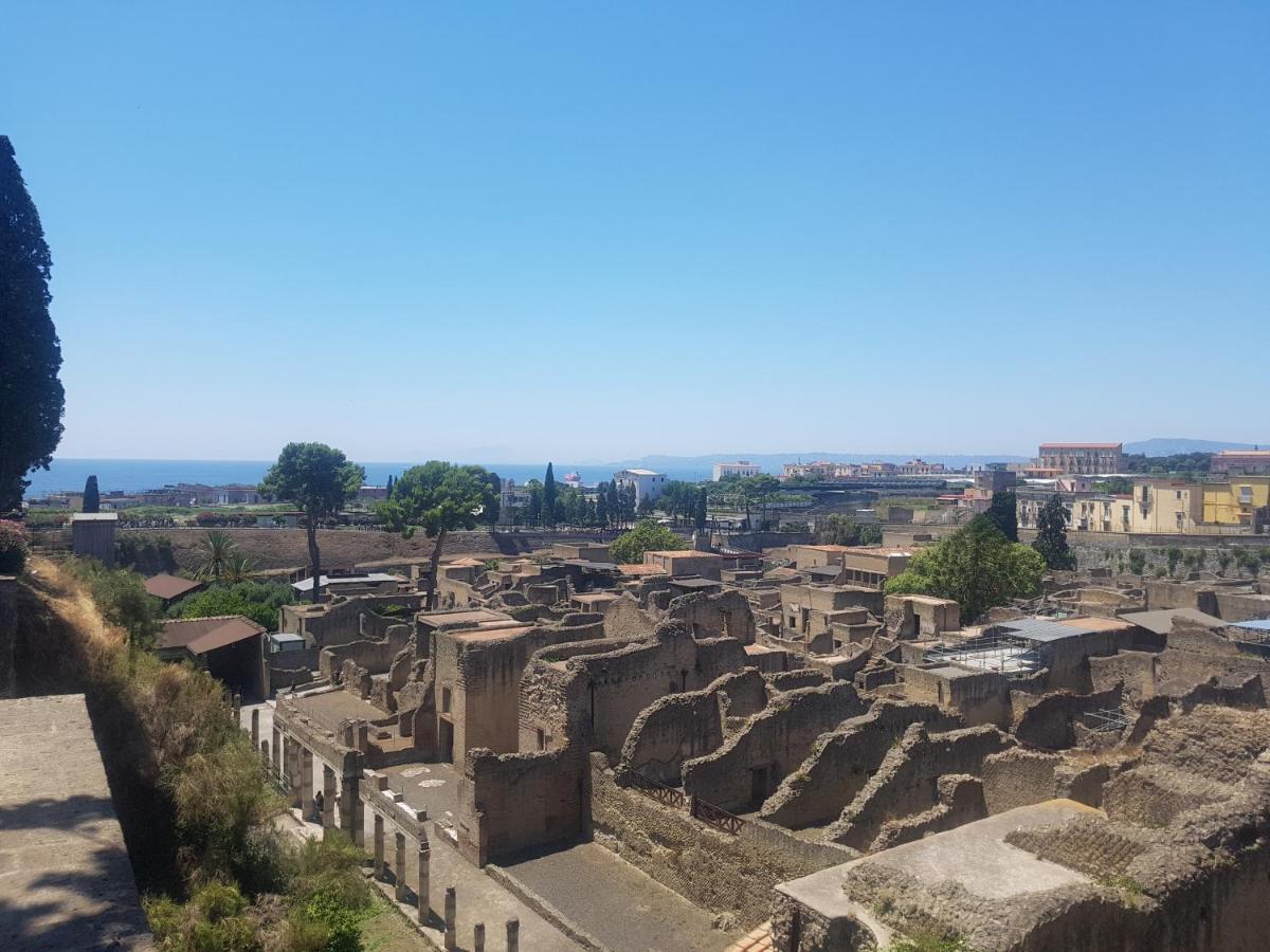 Casa Angelina Bed & Breakfast Ercolano Bagian luar foto